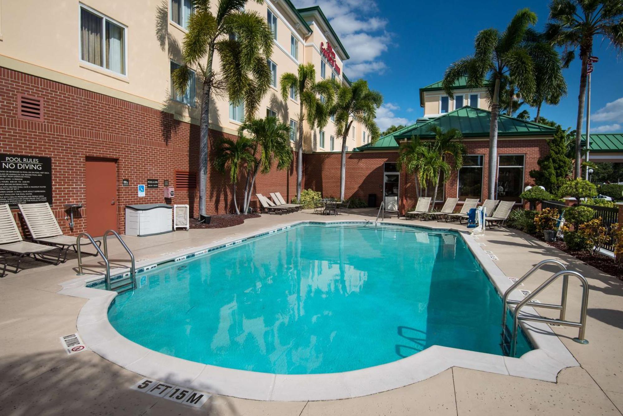 Hilton Garden Inn Tampa Ybor Historic District Exterior photo