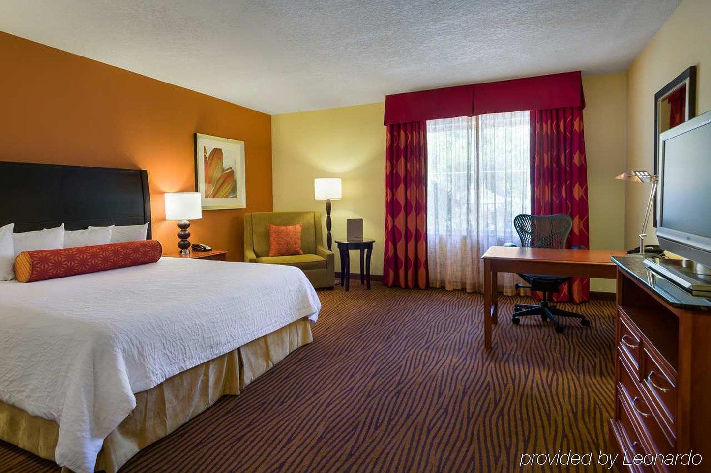 Hilton Garden Inn Tampa Ybor Historic District Room photo